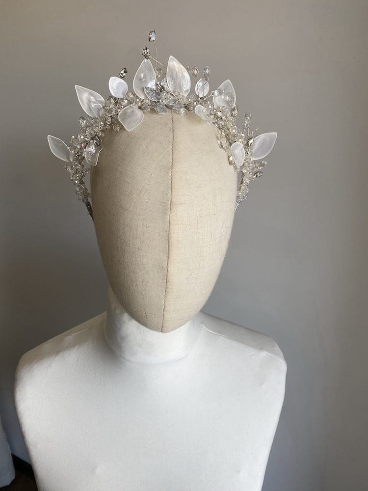 Ivory Petal Princess Hair Accessory image 6