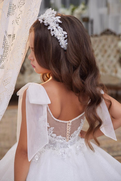 Snowdrop Hair Accessory image 2