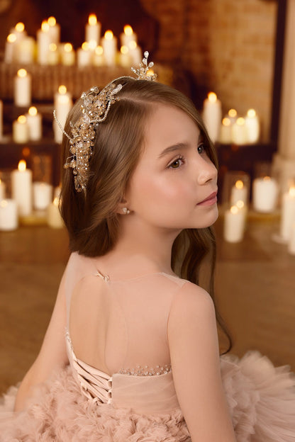 Princess Noor of Roses image 3
