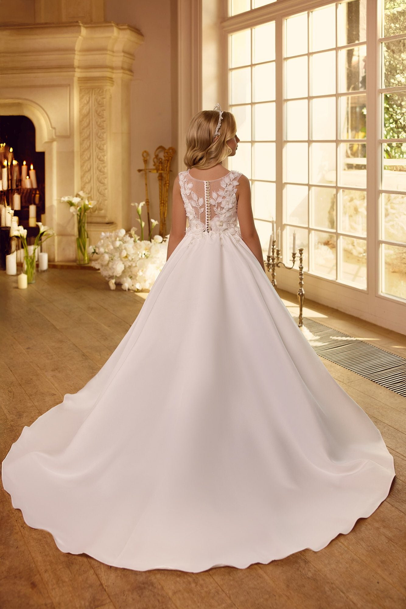 Camellia Royale image 5